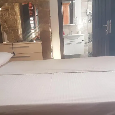 فندق أكساراي *